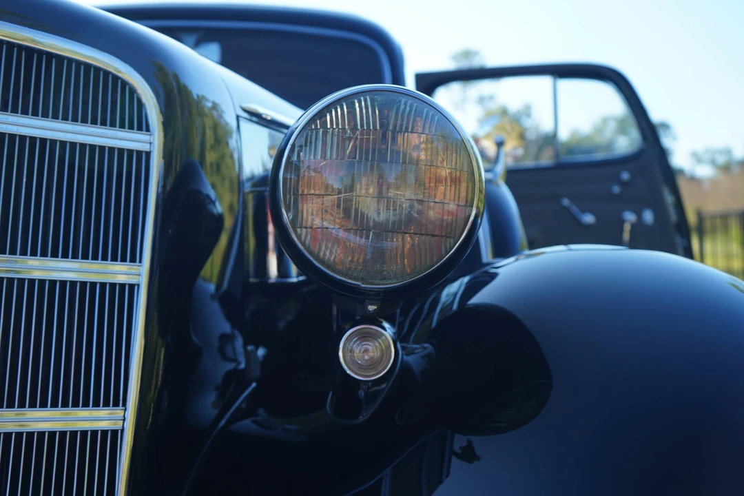 1934 Cadillac V-12 - Image 26 of 31