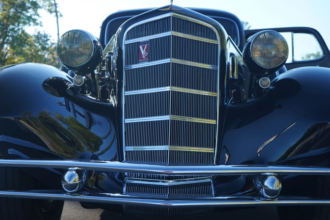 1934 Cadillac V-12 - Image 21 of 31