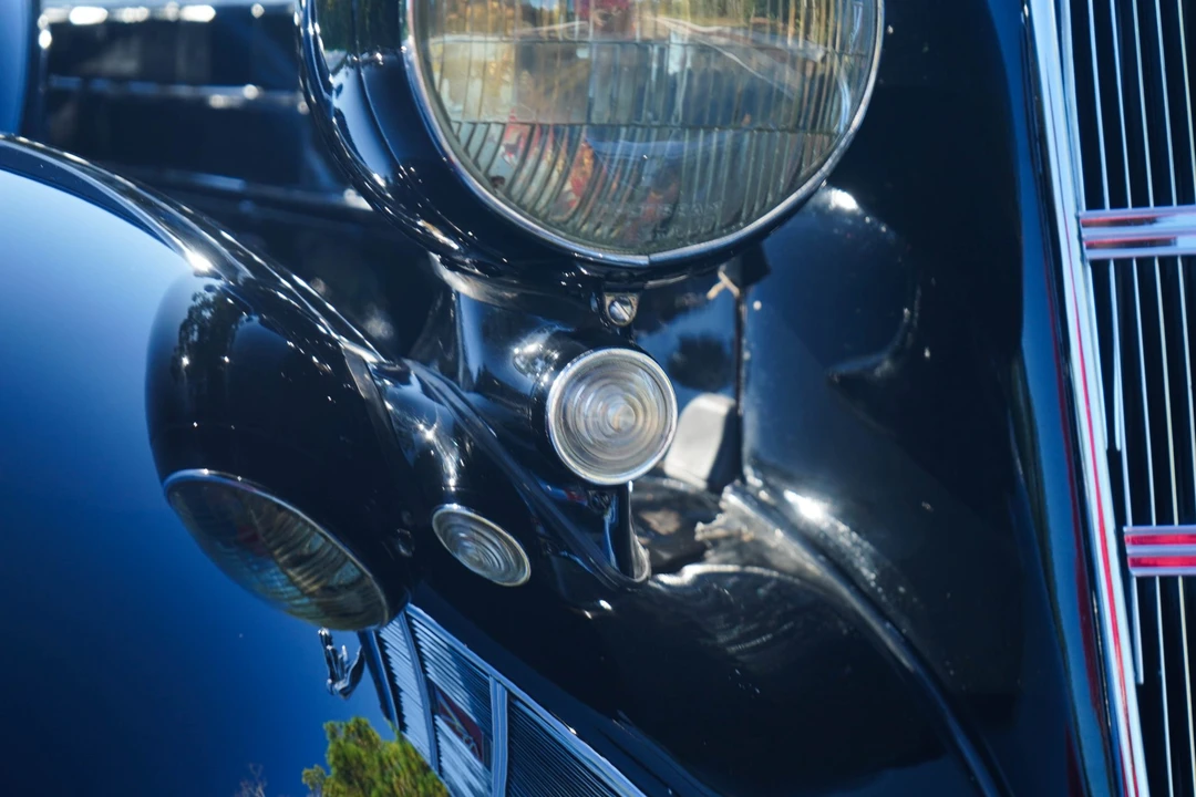 1934 Cadillac V-12 - Image 23 of 31