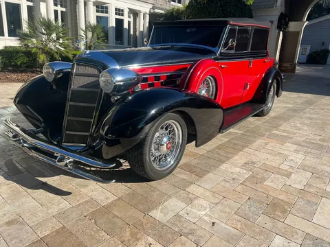 1934 Cadillac All Weather Phaeton