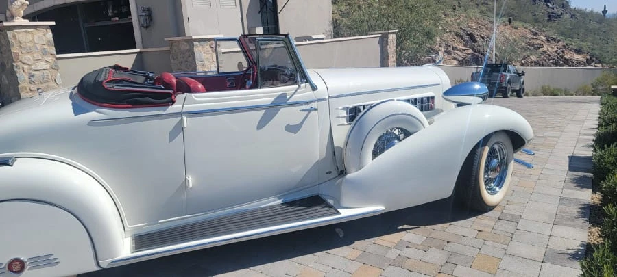 1934 Cadillac V-12 - Image 8 of 13