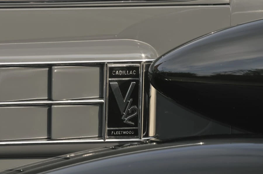 1934 Cadillac V-12 - Image 6 of 9