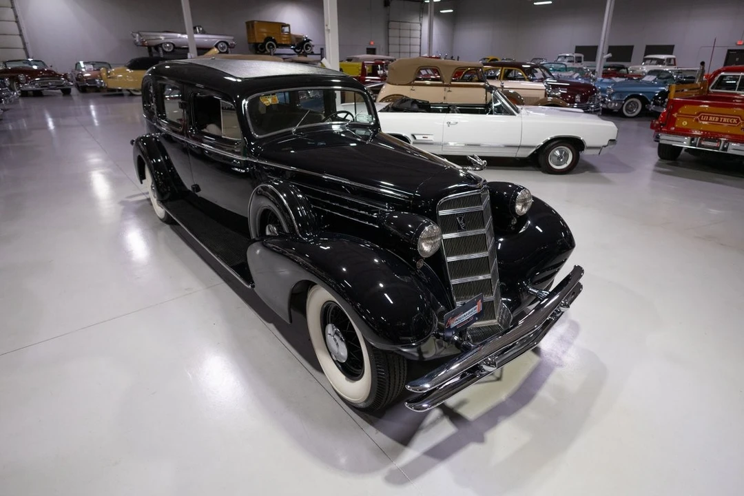 1934 Cadillac V-12 - Image 7 of 12