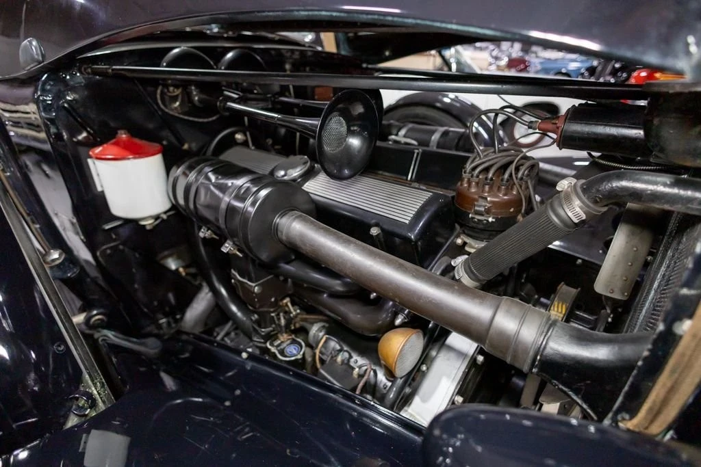 1934 Cadillac V-12 - Image 3 of 12