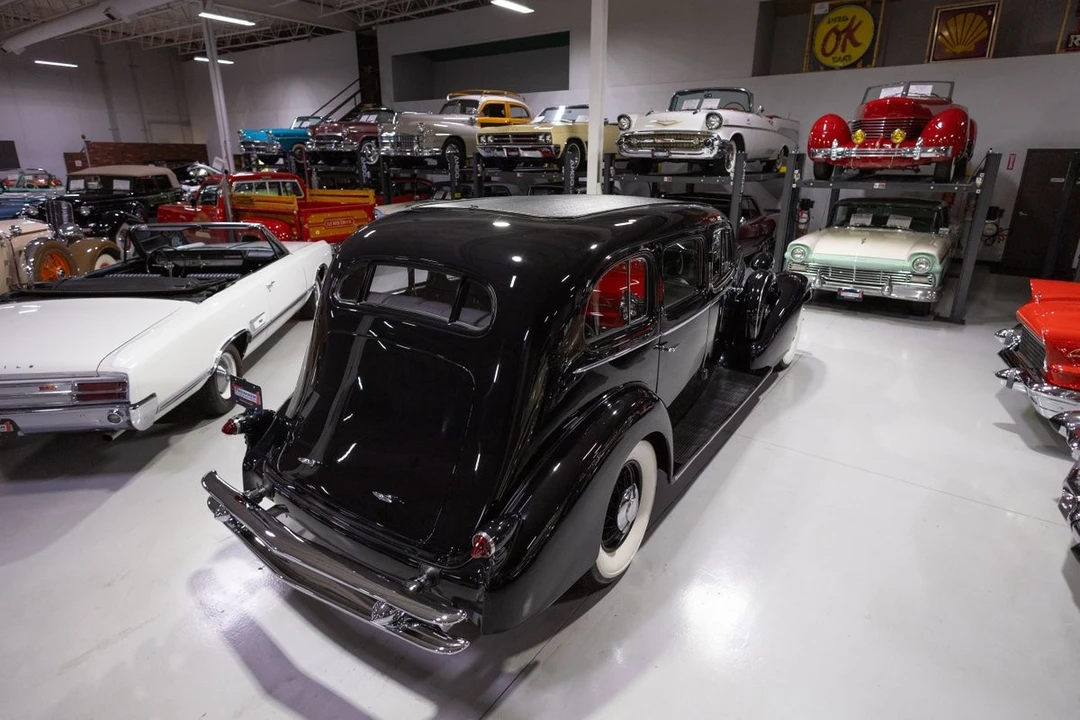 1934 Cadillac V-12 - Image 9 of 12