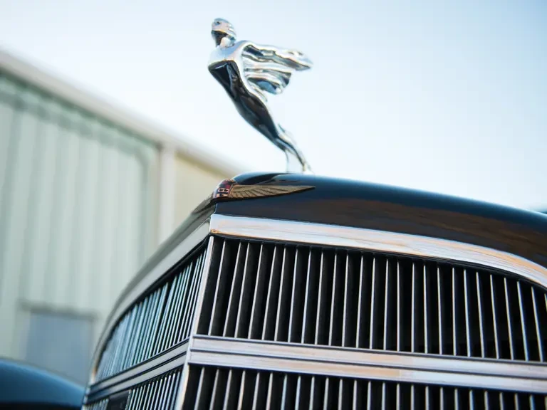 1934 Cadillac V-12 - Image 15 of 24
