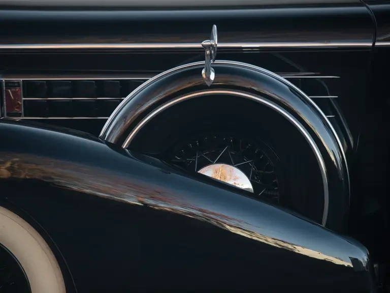 1934 Cadillac V-12 - Image 12 of 24