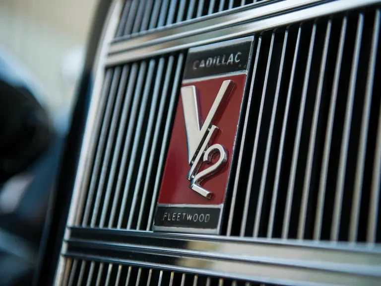 1934 Cadillac V-12 - Image 10 of 24