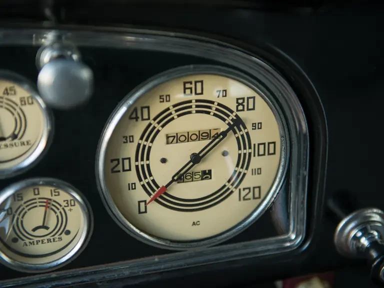 1934 Cadillac V-12 - Image 18 of 24