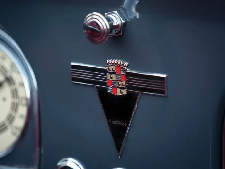 1934 Cadillac V-12 - Image 15 of 25