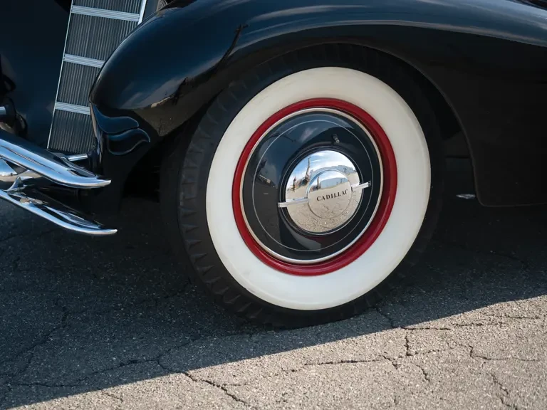 1934 Cadillac V-12 - Image 21 of 25