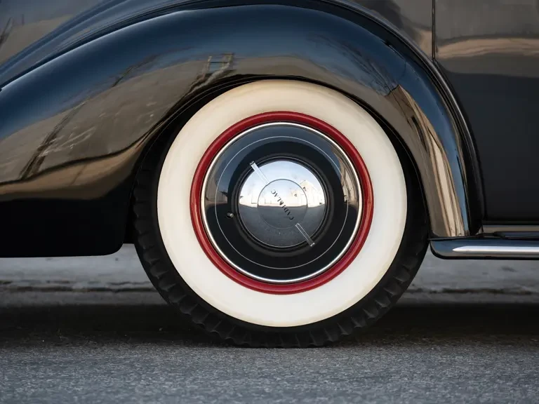1934 Cadillac V-12 - Image 20 of 25