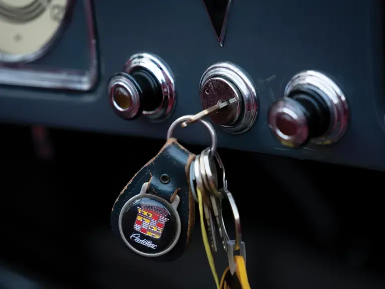 1934 Cadillac V-12 - Image 14 of 25