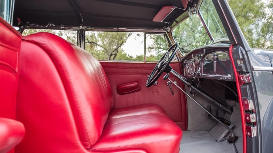 1934 Cadillac V-12 - Image 5 of 12