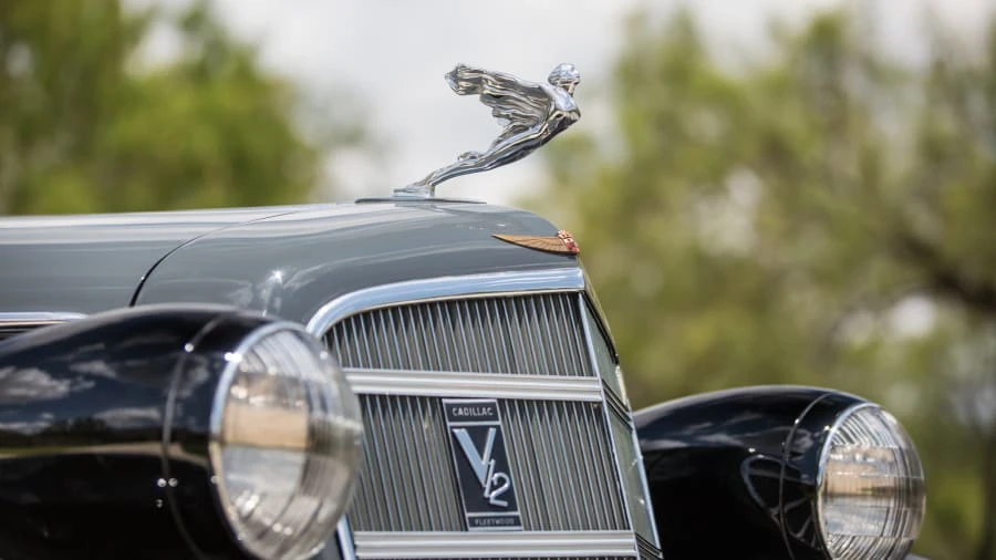 1934 Cadillac V-12 - Image 9 of 12