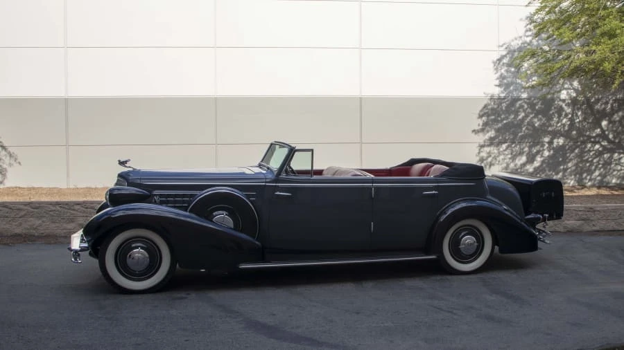 1934 Cadillac V-12 - Image 2 of 20