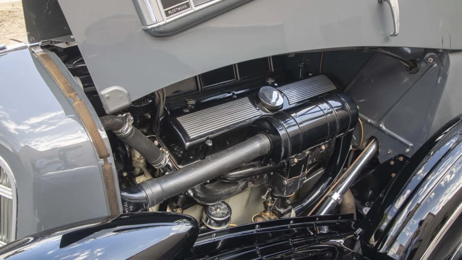 1934 Cadillac V-12 - Image 6 of 20