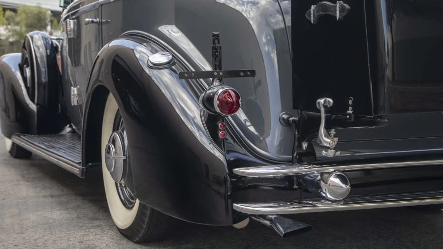 1934 Cadillac V-12 - Image 19 of 20