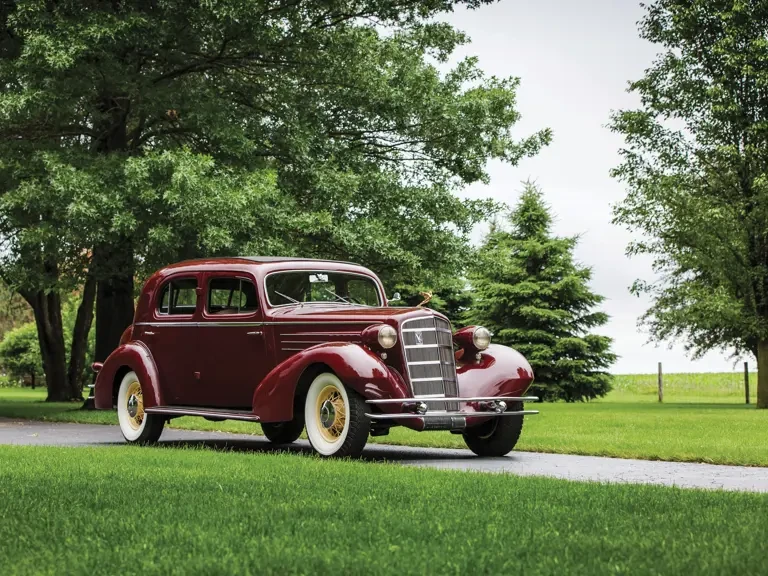 1934 Cadillac V-12 - Image 2 of 2