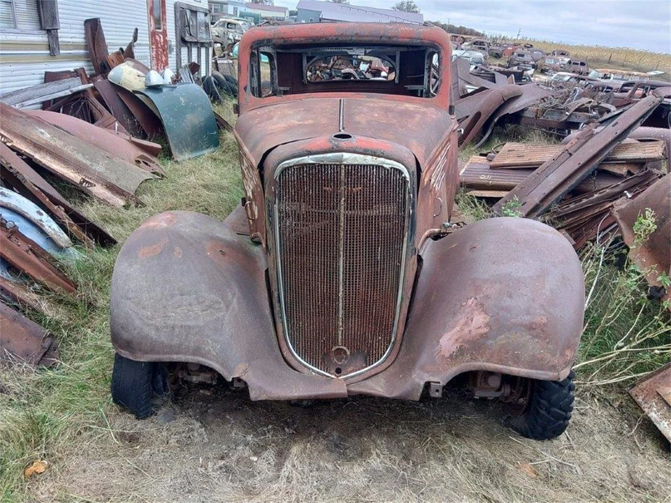 1934 Chevrolet Standard & Master & Master Deluxe & Special Deluxe - Image 2 of 10
