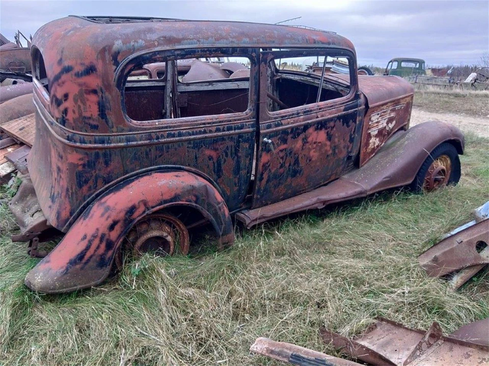 1934 Chevrolet Standard & Master & Master Deluxe & Special Deluxe - Image 3 of 10
