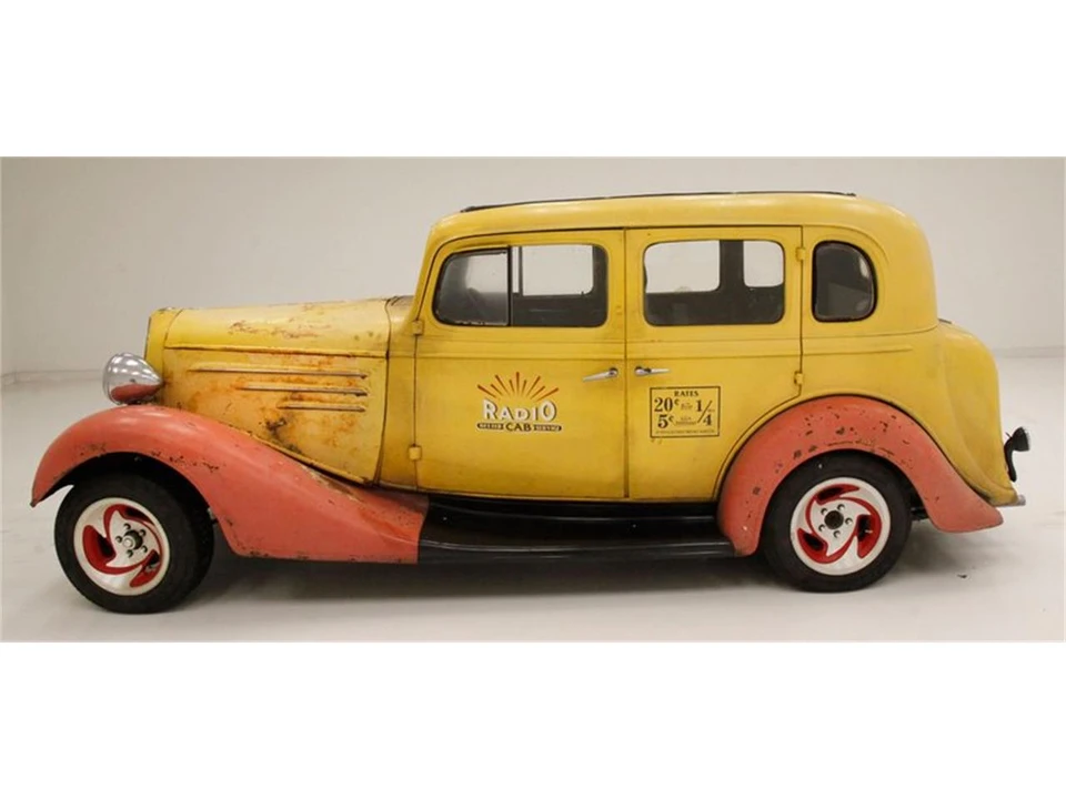 1934 Chevrolet Standard & Master & Master Deluxe & Special Deluxe - Image 2 of 31