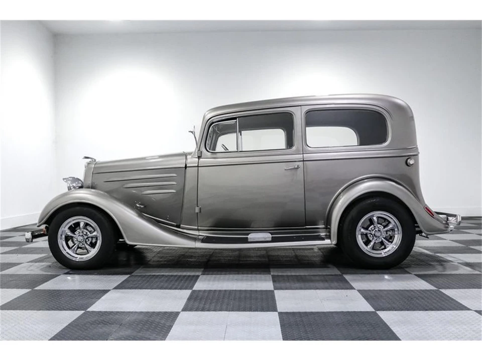 1934 Chevrolet Standard & Master & Master Deluxe & Special Deluxe - Image 4 of 31