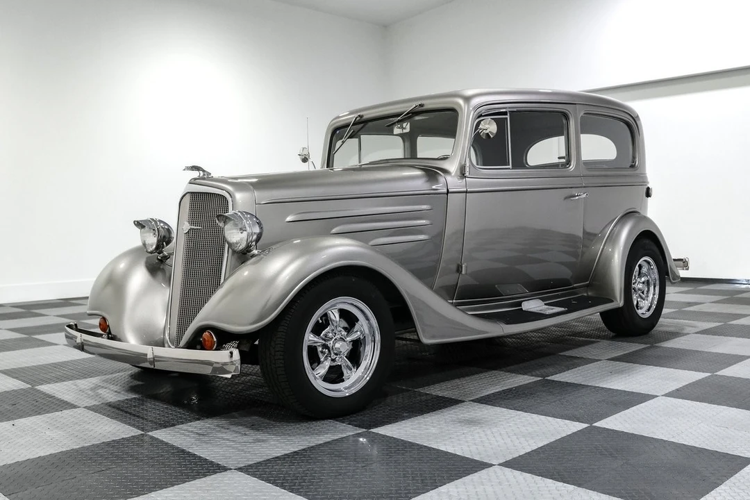 1934 Chevrolet - Image 3 of 31
