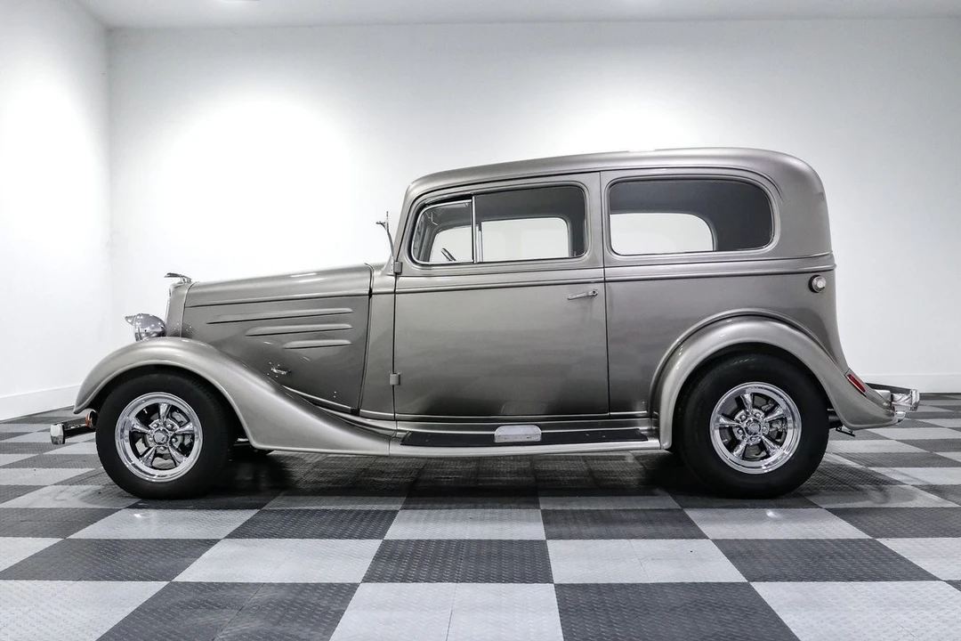 1934 Chevrolet - Image 4 of 31