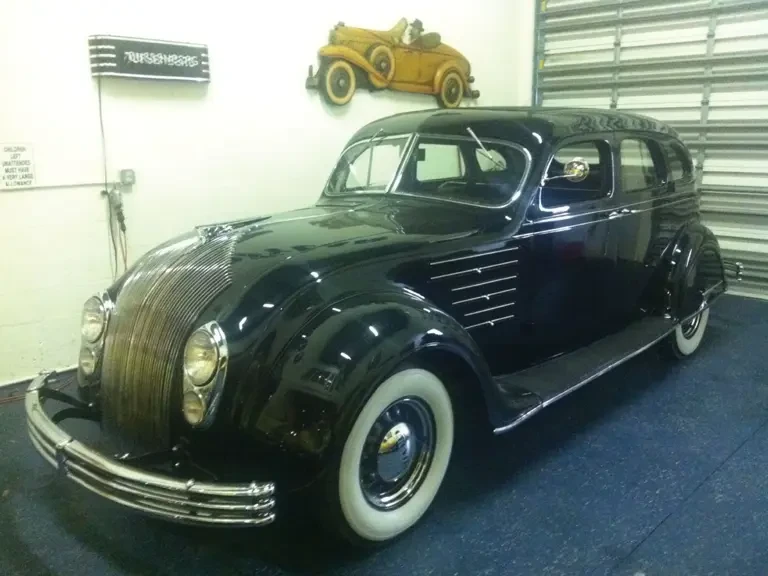 1934 Chrysler Airflow - Image 2 of 2