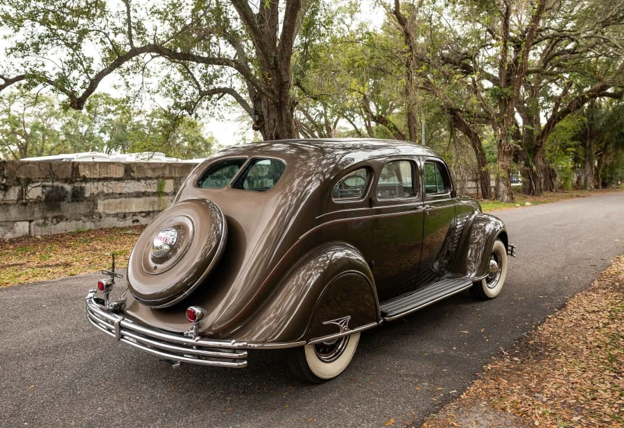 1934 Chrysler Airflow - Image 9 of 12
