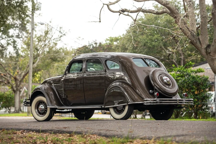 1934 Chrysler Airflow - Image 2 of 12