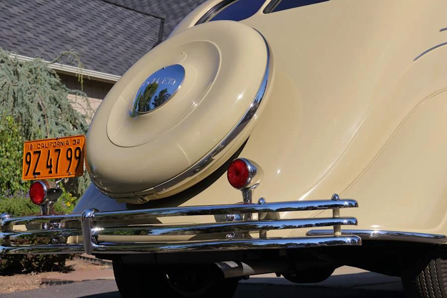 1934 Chrysler Airflow - Image 16 of 31