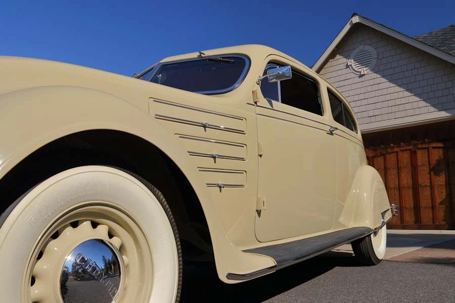 1934 Chrysler Airflow - Image 13 of 31