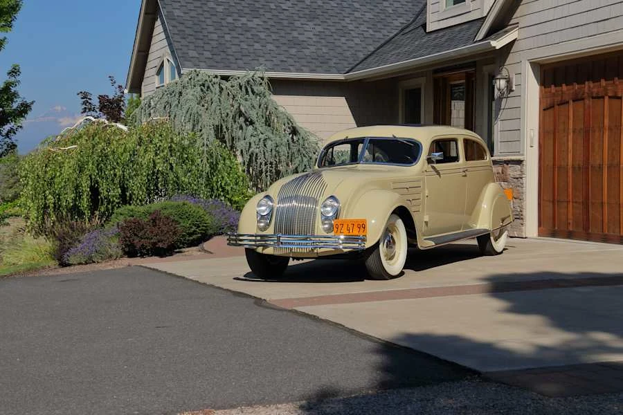 1934 Chrysler Airflow - Image 30 of 31