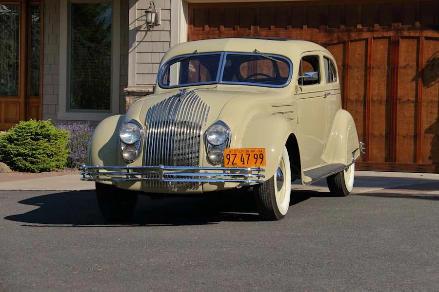 1934 Chrysler Airflow - Image 27 of 31