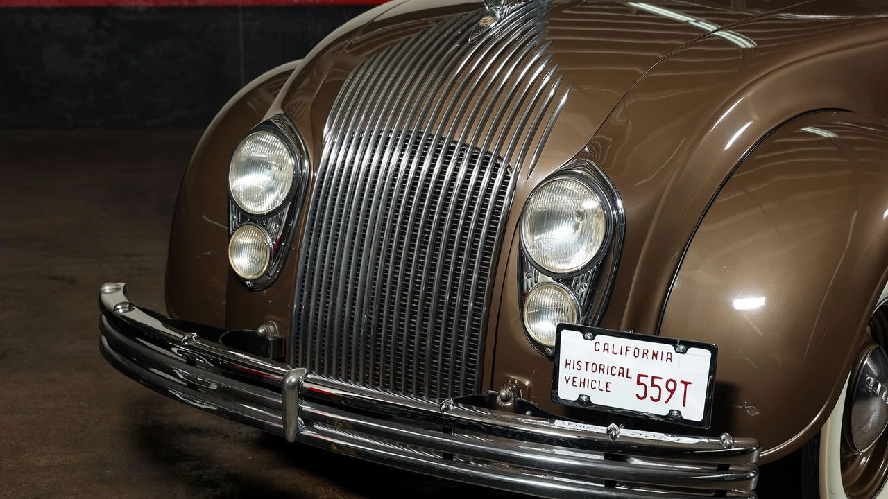 1934 Chrysler Airflow - Image 7 of 31