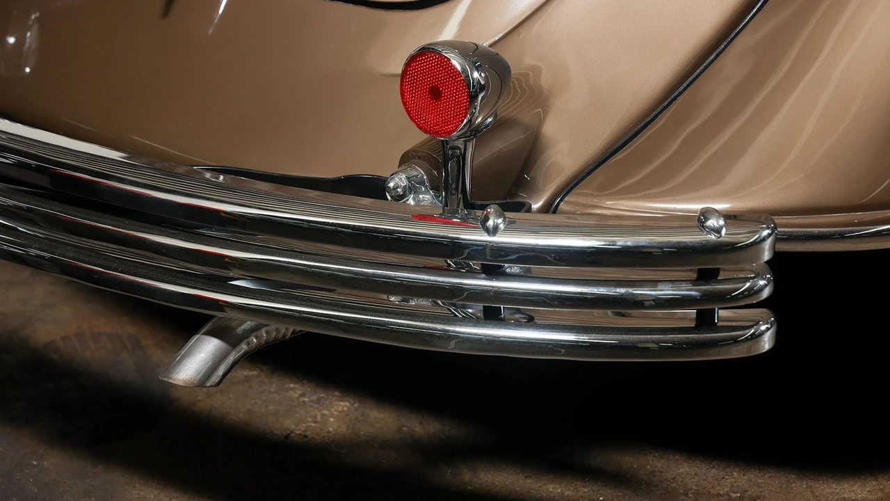 1934 Chrysler Airflow - Image 21 of 31