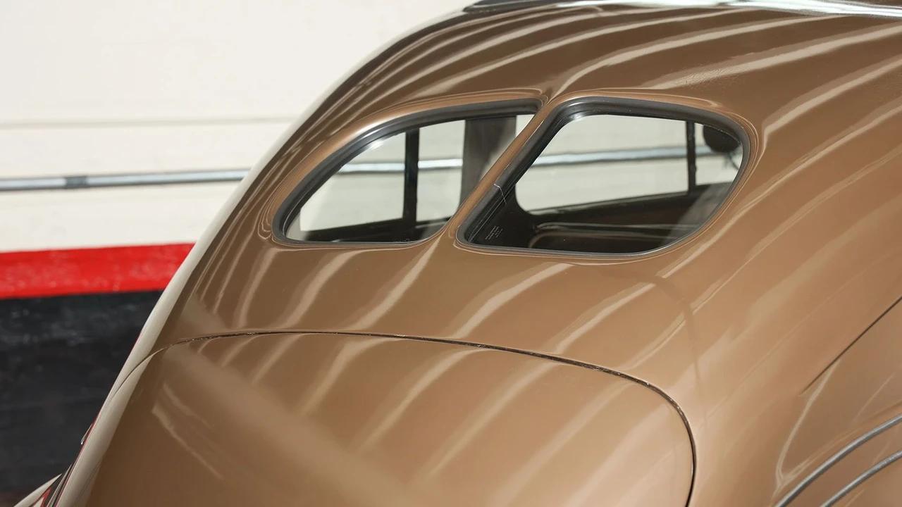 1934 Chrysler Airflow - Image 19 of 31