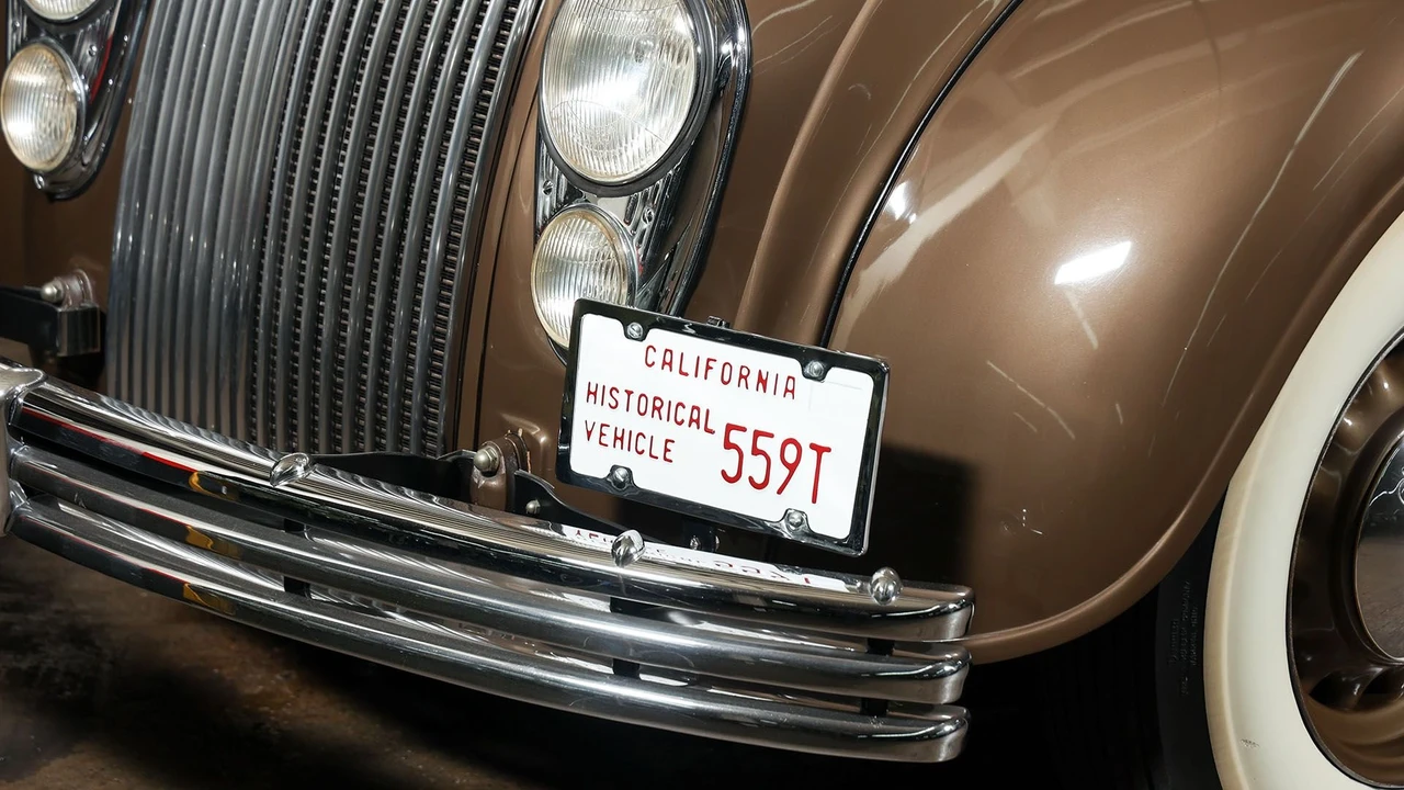 1934 Chrysler Airflow - Image 8 of 31