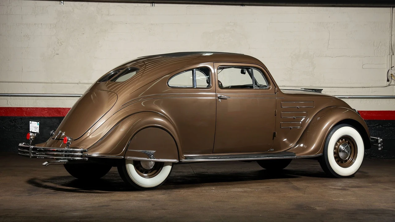 1934 Chrysler Airflow - Image 2 of 31