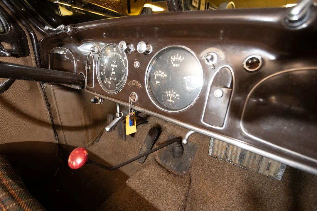 1934 Chrysler Airflow - Image 2 of 9
