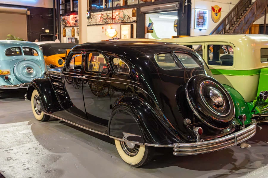 1934 Chrysler Airflow - Image 2 of 16