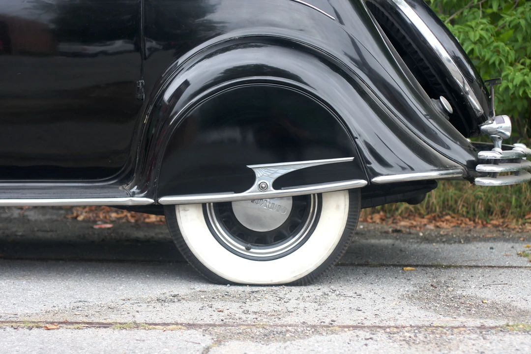 1934 Chrysler Airflow - Image 3 of 6