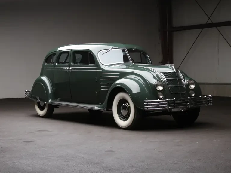 1934 Chrysler Airflow - Image 2 of 2