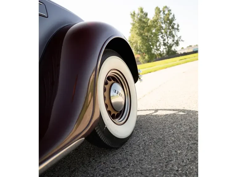1934 Chrysler Airflow - Image 22 of 31