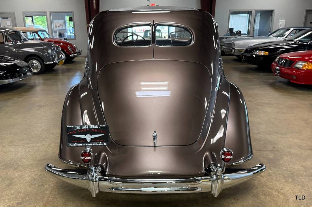 1934 DeSoto - Image 4 of 31