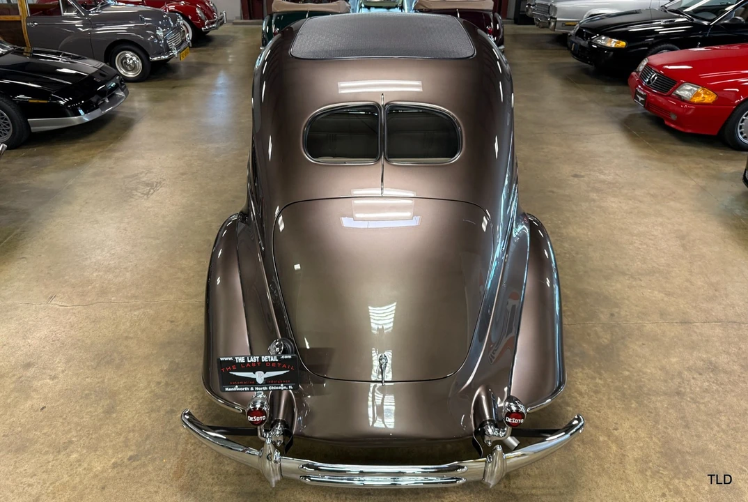 1934 DeSoto - Image 24 of 31