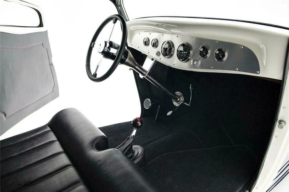 1934 Ford Model 18 & 40 - Image 3 of 4
