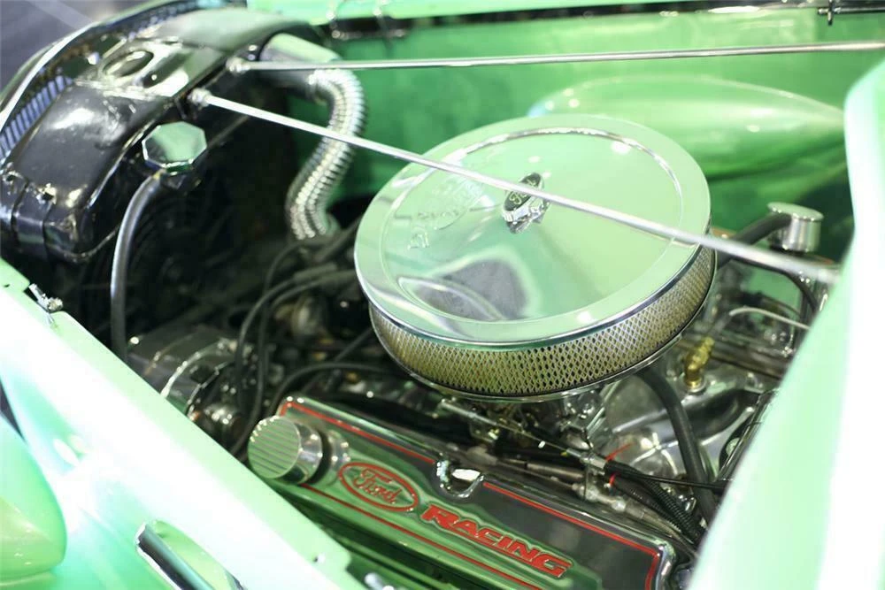 1934 Ford Model 18 & 40 - Image 3 of 5